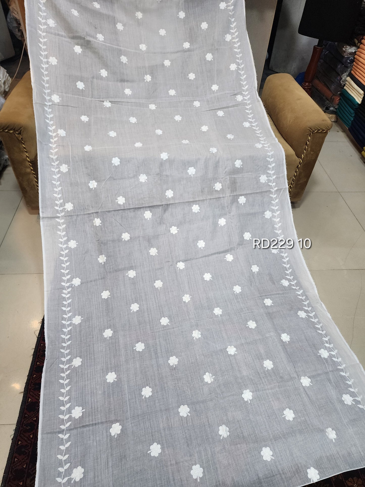 White Pure Lawn Embroidered Dupatta Dyeable | RD229