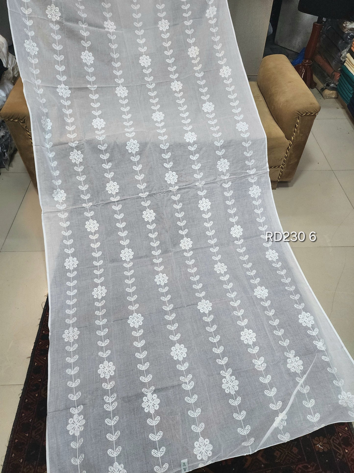 White Pure Lawn Embroidered Dupatta Dyeable | RD230