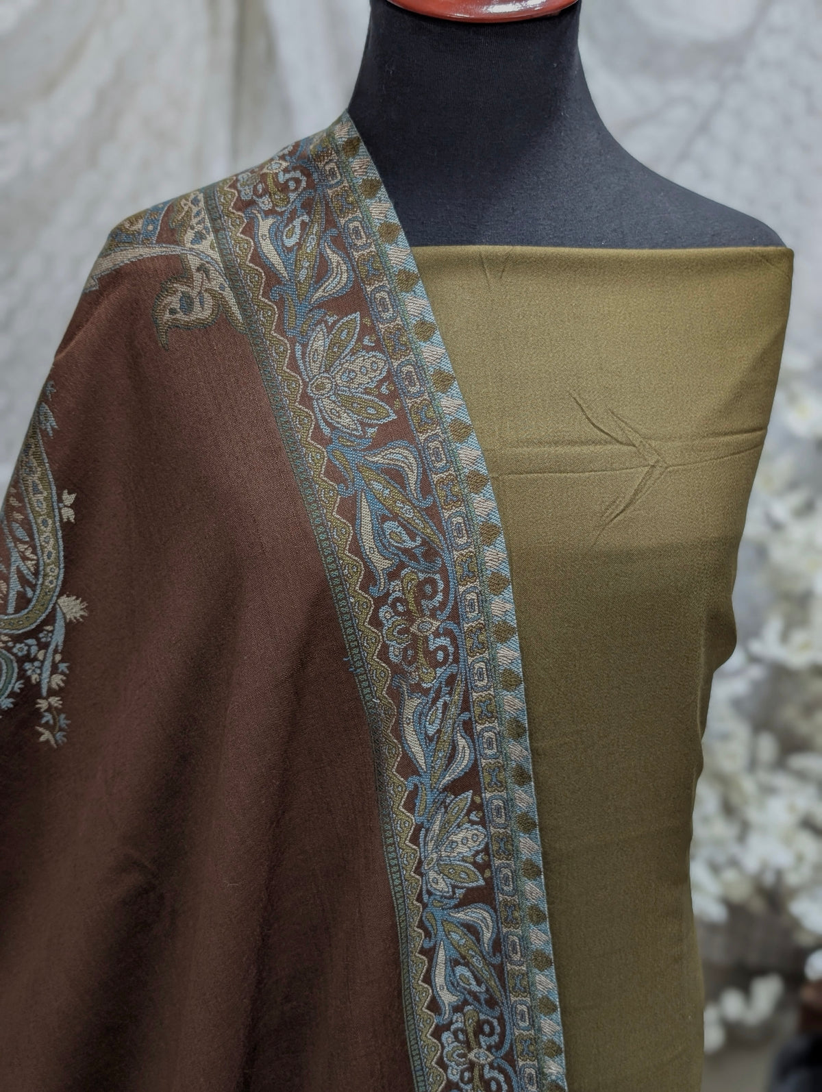3 Piece Kani Shawl Suit | Plain Marina Suit With Kani Pashmina Shawl Perfect Gift