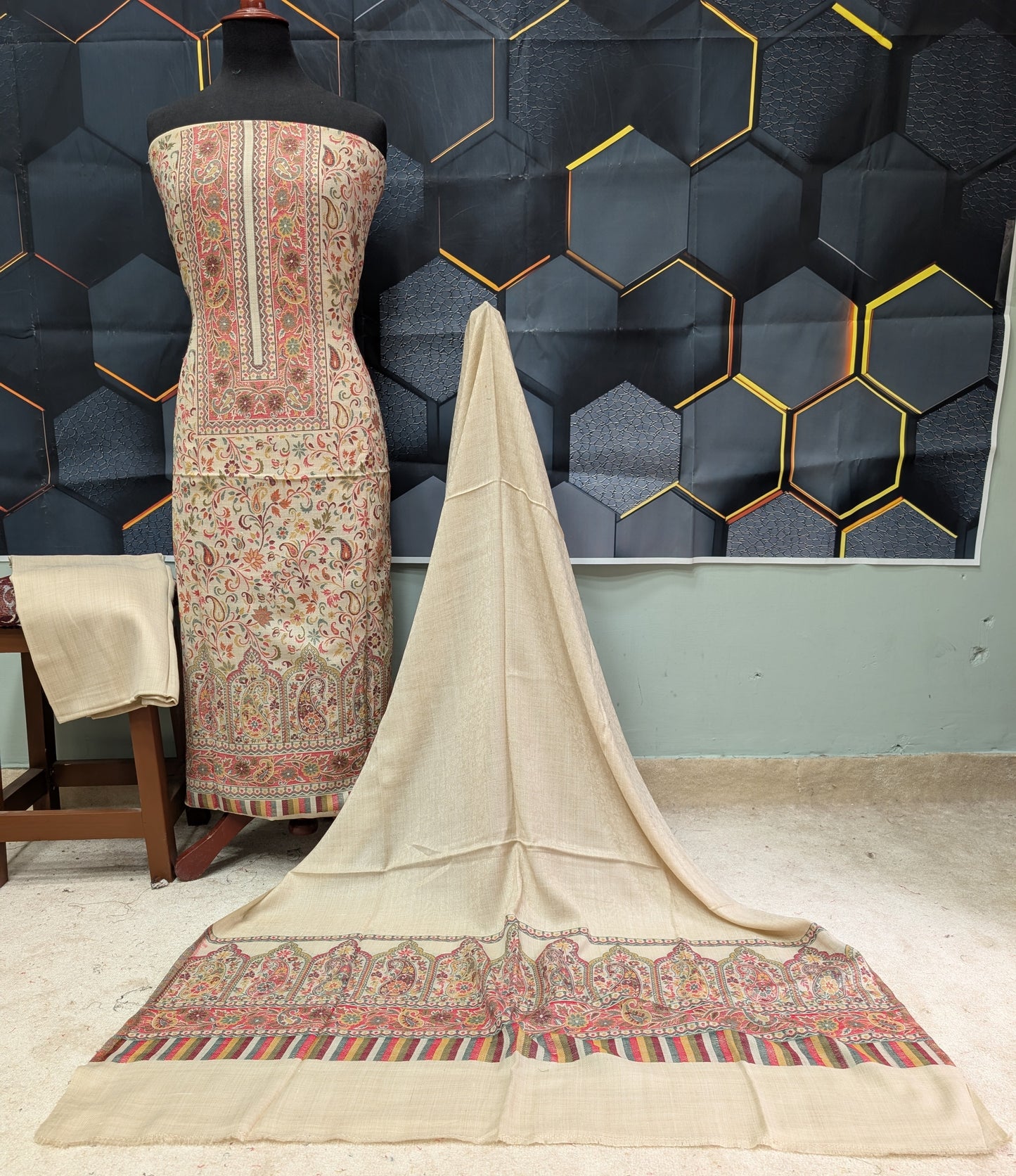 New Kani Pashmina Allover Design 3 Piece Unstitched Suit | Light Skin