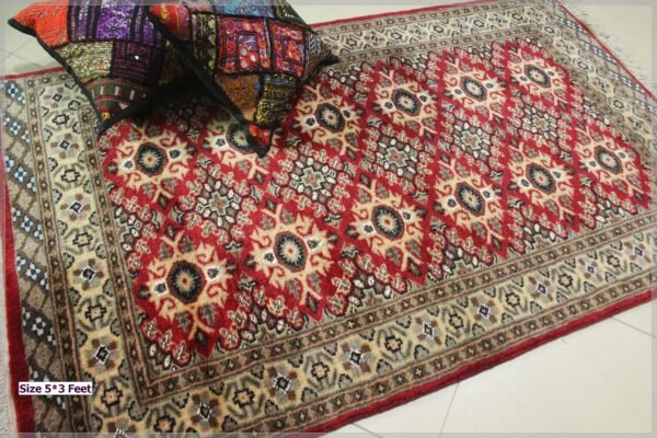 Carpet Rug Centerpiece Handamde 5*3 Feet (Irani)