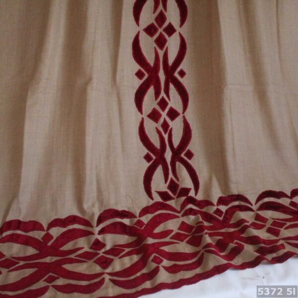 Velvet Cutwork Pashmina Shawl Made in Kashmir - Image 2