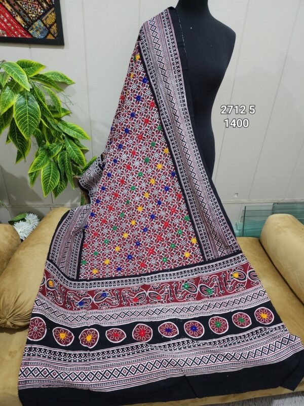 Ajrak Cotton Handmade Dupatta Embroidered - Image 2