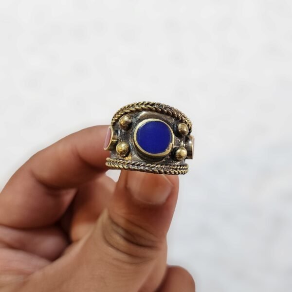 Medium Size Metal Stonework Ring