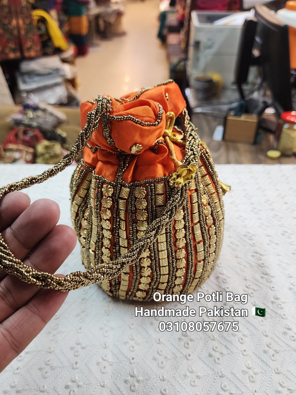 Selling Handmade Bags: The Behind-The-Scenes Experience Of Real Kiwi B –  Kiwi Bagineers