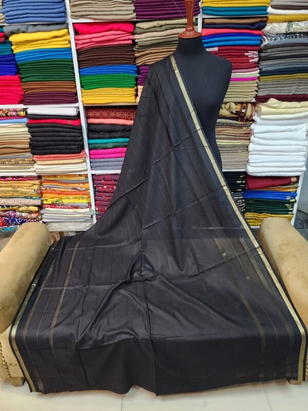 Pure Lawn Tarkashi Shawl - Image 2