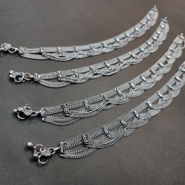 Heavy Anklets (Pair) Gilet Metal Oxidized - Image 2