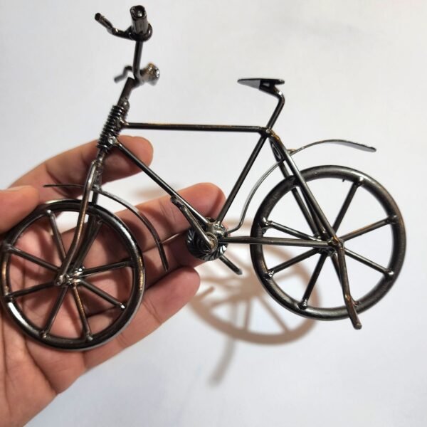 Metal Vintage Cycle Model Decoration 6 inches - Image 2