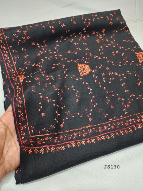 Pashmina Handmade Full Embroidered Shawl Beautiful New Design 2024 Collection Made in Kashmir - Image 2