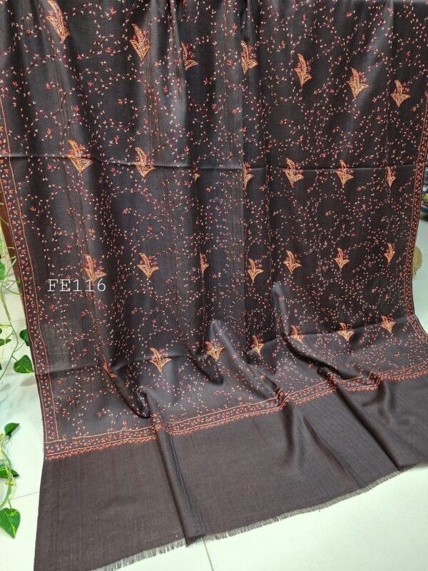 Pashmina Handmade Full Embroidered Shawl Beautiful New Design 2024 Collection Made in Kashmir - Image 5