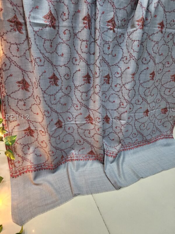 Pashmina Handmade Full Embroidered Shawl Beautiful New Design 2024 Collection Made in Kashmir - Image 5