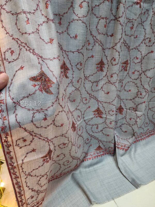 Pashmina Handmade Full Embroidered Shawl Beautiful New Design 2024 Collection Made in Kashmir - Image 4