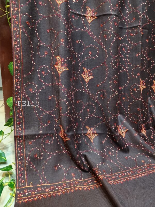 Pashmina Handmade Full Embroidered Shawl Beautiful New Design 2024 Collection Made in Kashmir - Image 4