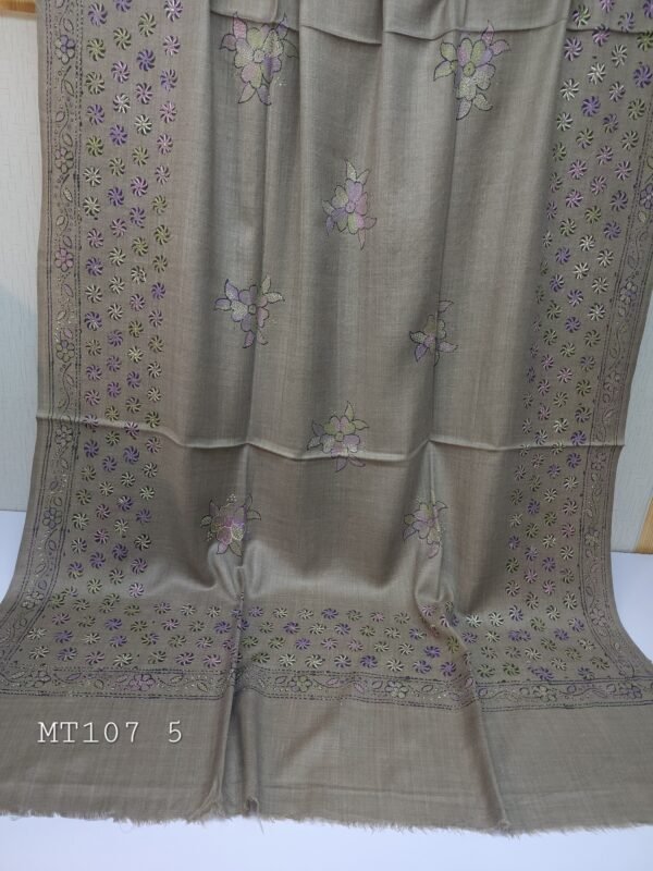 Pashmina Handmade Full Embroidered Shawl Perfect For Gifts - Image 2