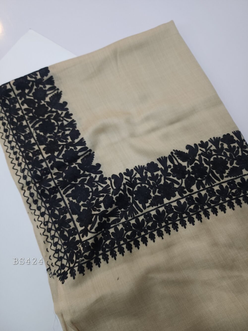 Kashmiri Shawl