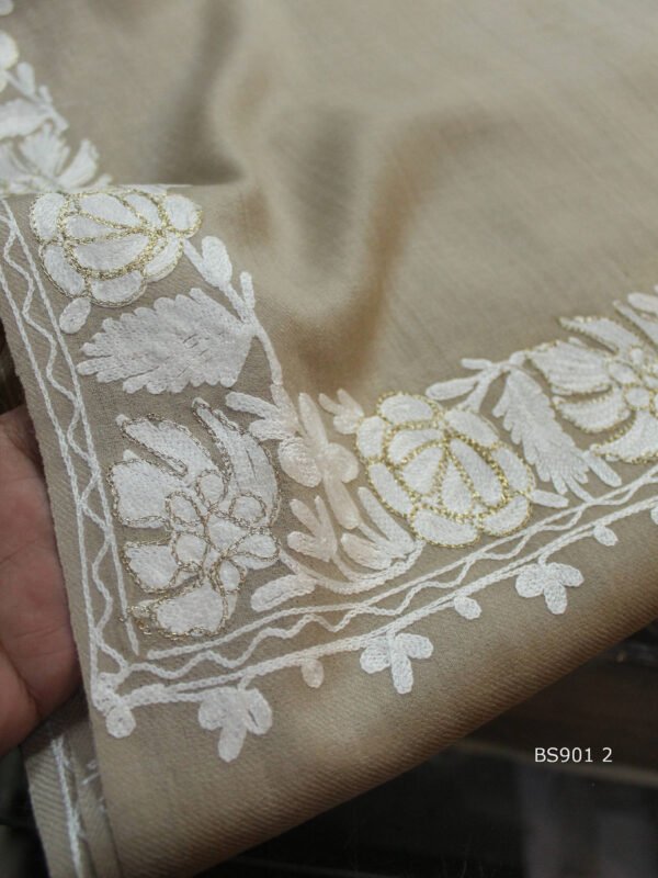 Kashmiri Shawl | Fine Pashmina Aari 4 Side Border Shawl Gift Item - Image 2