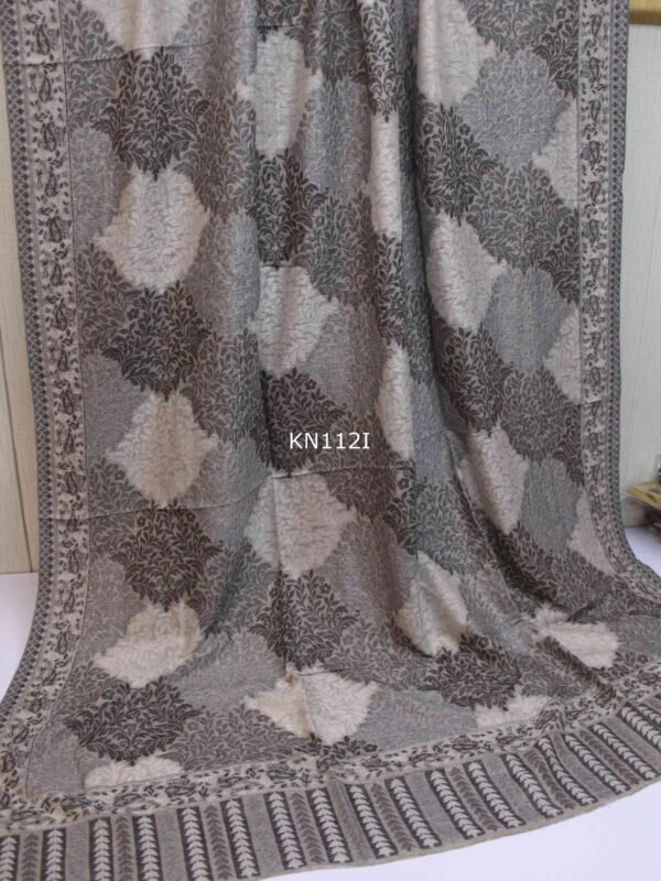 Kani Shawl Weaved Jamawar Toosh Shawl Made in Kashmir Full Size Shawl Perfect Gift - Image 2