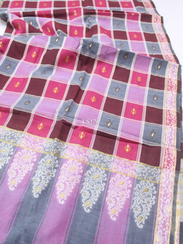 Pure Lawn Jacquard Check Design Work Beautiful Shawl 2025 Design